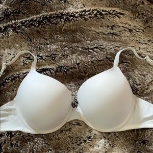 VS PINK Wear Everywhere Push-up Bra
